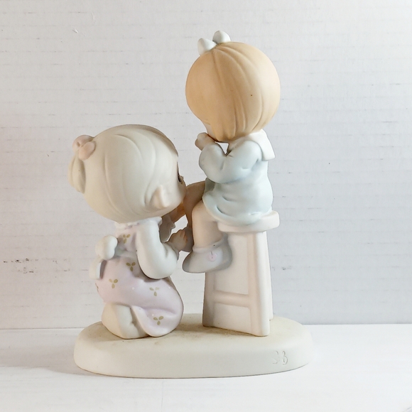 Precious Moments "You Are Always There For Me" 1995 - Picture 3 of 10